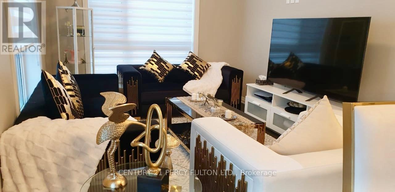 112 - 470 Gordon Krantz Avenue, Milton, Ontario  L9E 1Z3 - Photo 5 - W12582546