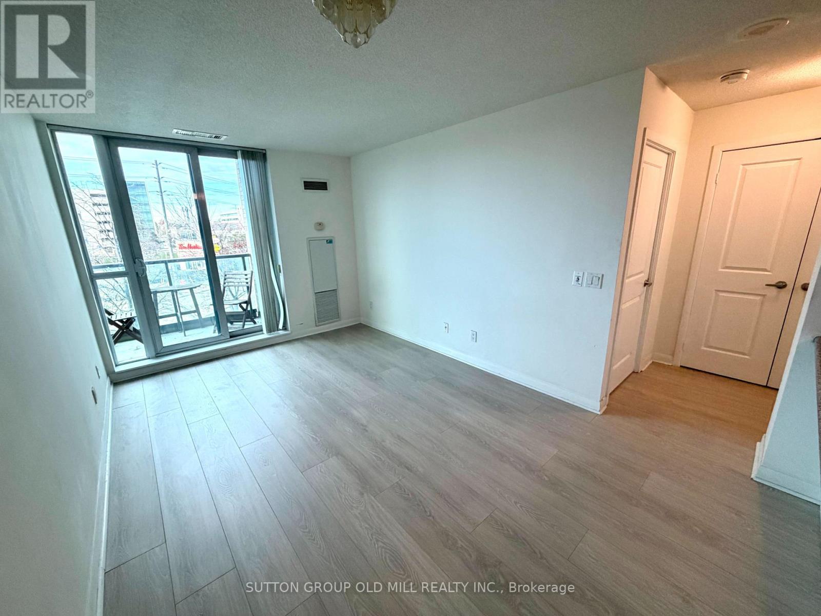 305 - 235 Sherway Gardens Road, Toronto, Ontario  M9C 0A2 - Photo 10 - W12582586