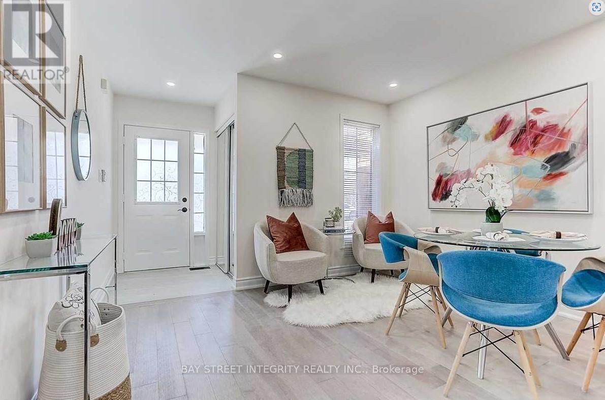 2221 Amberglen Court, Oakville, Ontario  L6M 4W8 - Photo 3 - W12582598