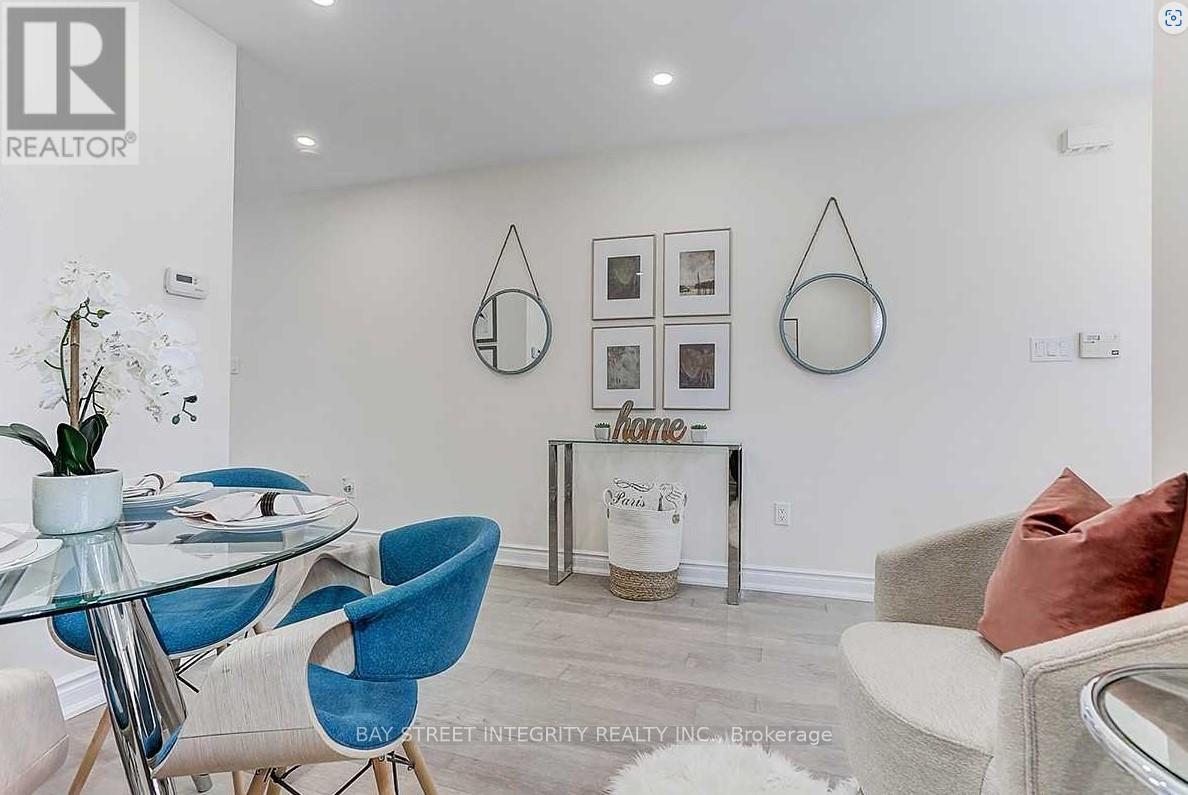 2221 Amberglen Court, Oakville, Ontario  L6M 4W8 - Photo 5 - W12582598