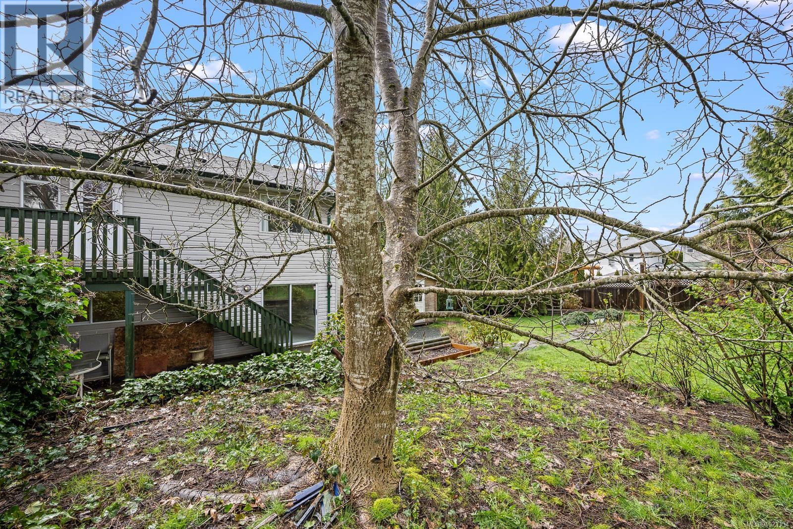 B 2775 Myra Pl, Courtenay, British Columbia  V9N 8S6 - Photo 52 - 1021134