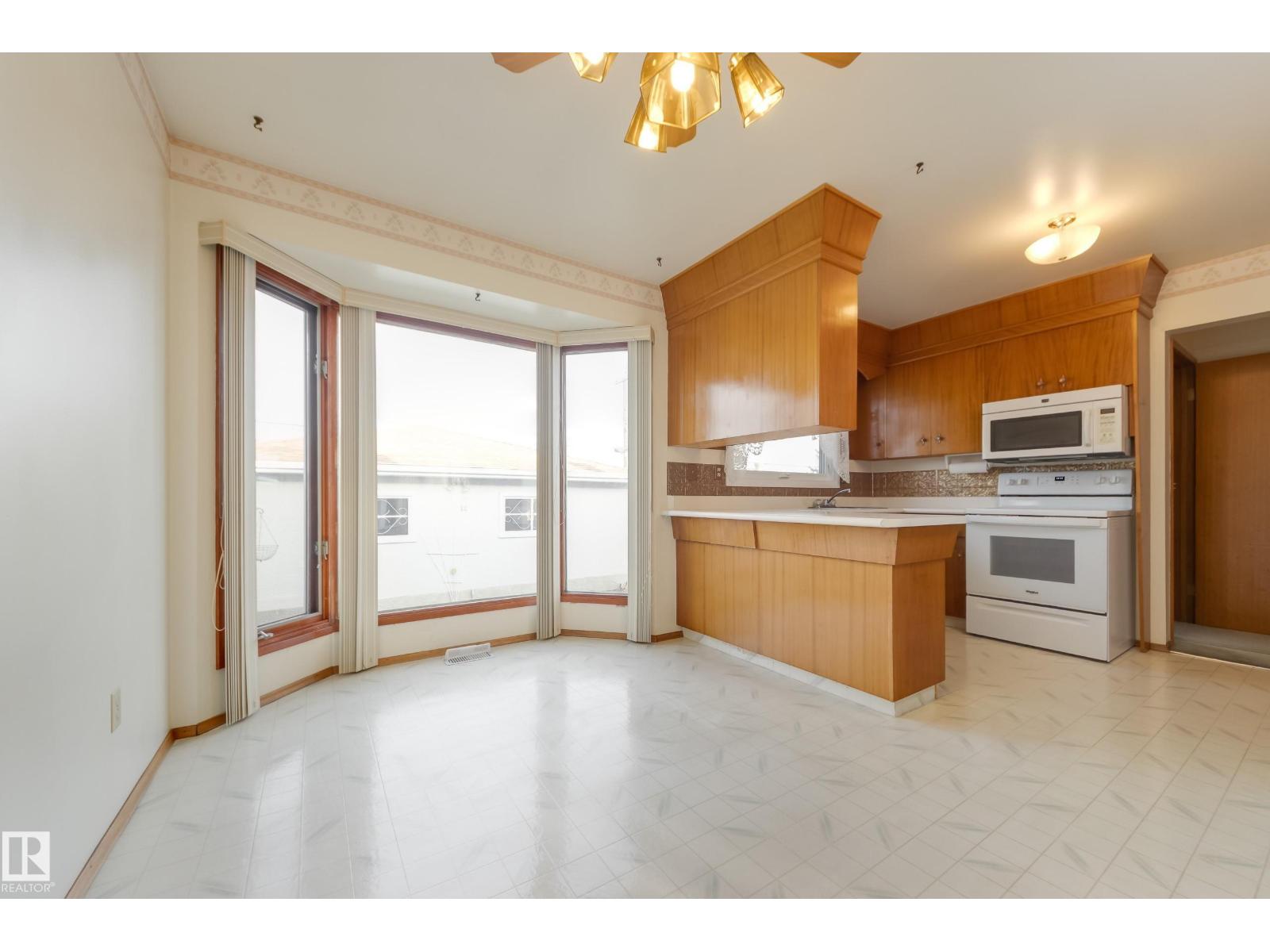 7620 136 Av Nw, Edmonton, Alberta  T5C 2K5 - Photo 11 - E4466877