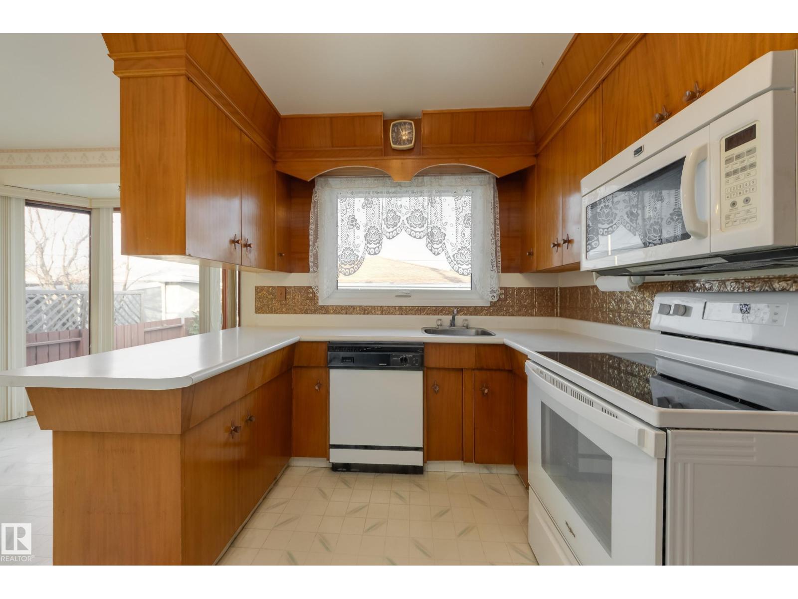 7620 136 Av Nw, Edmonton, Alberta  T5C 2K5 - Photo 13 - E4466877