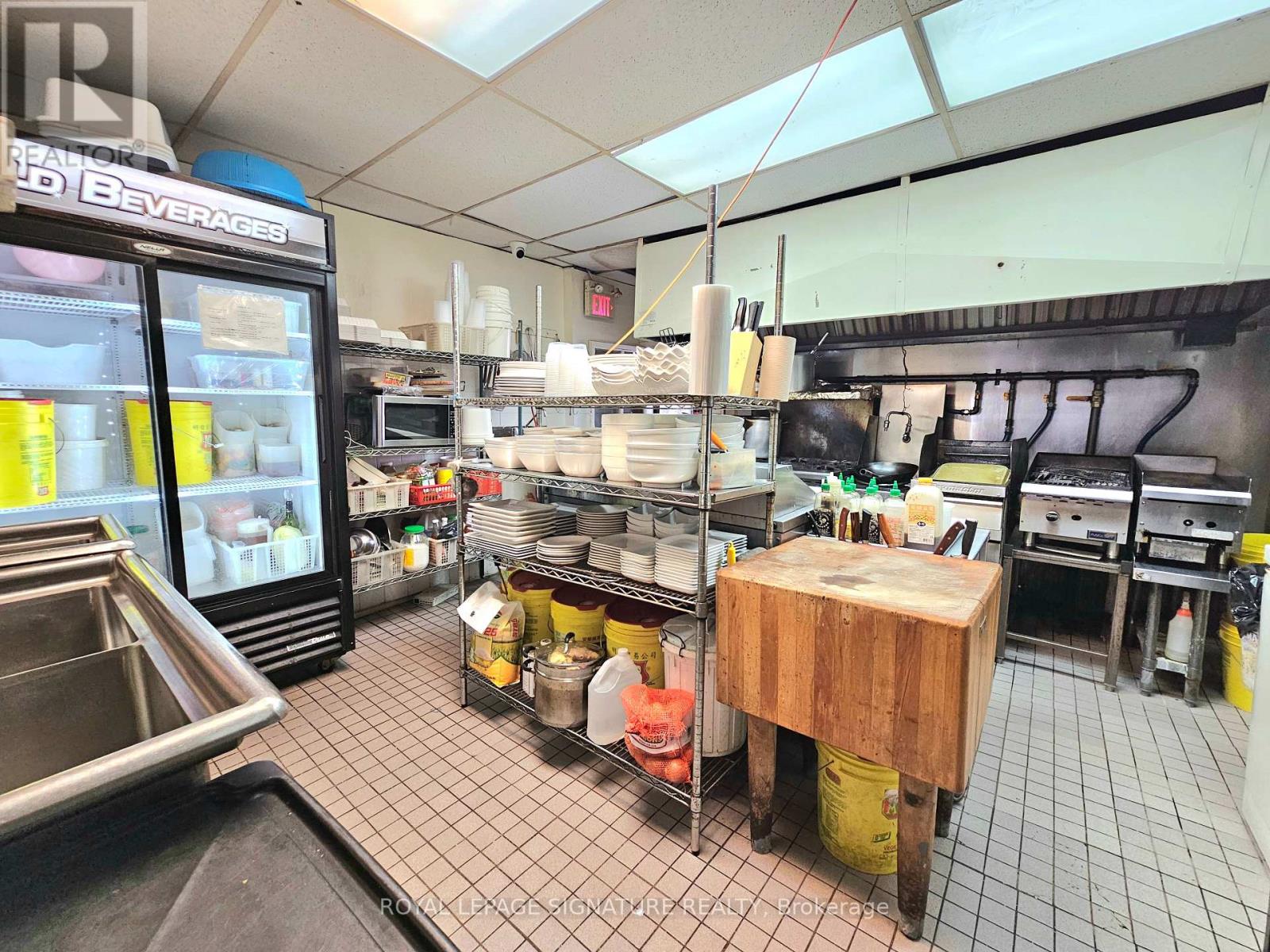 1768 St Clair Avenue W, Toronto (Weston-Pellam Park), Ontario  M6N 1J3 - Photo 25 - W12565224