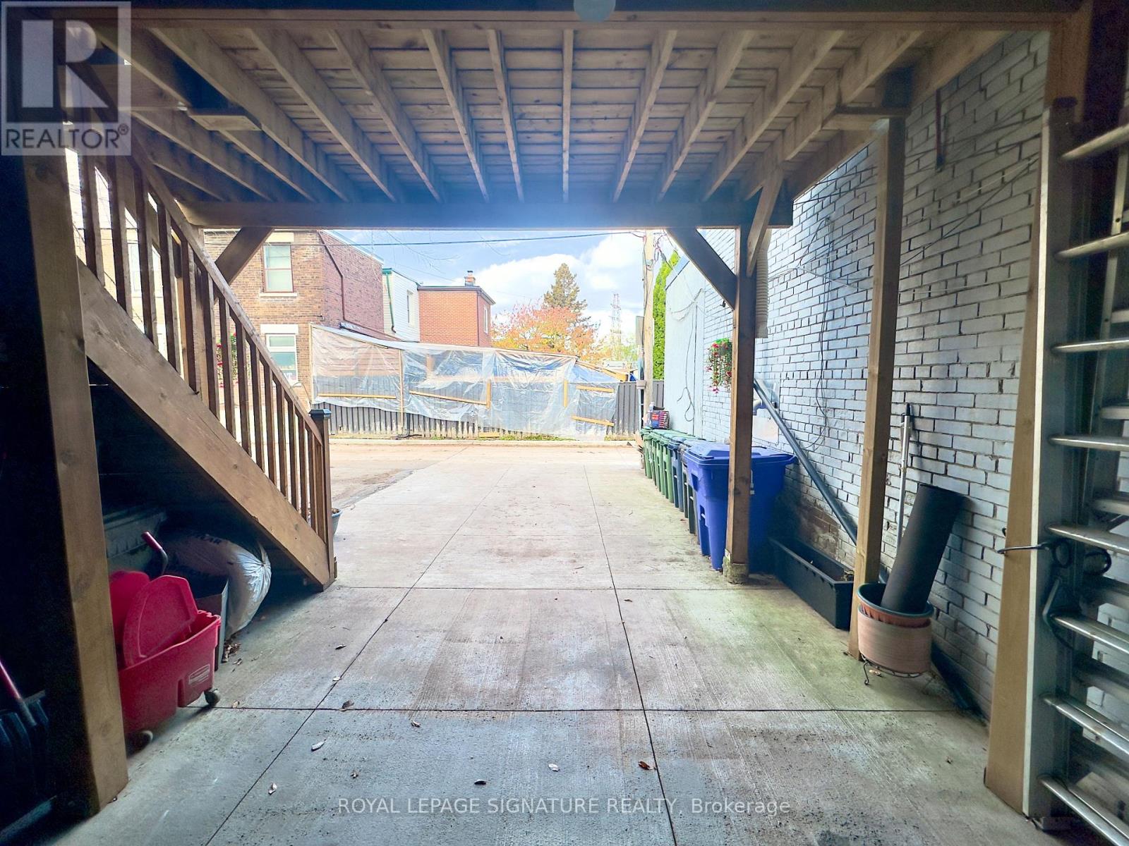 1768 St Clair Avenue W, Toronto (Weston-Pellam Park), Ontario  M6N 1J3 - Photo 15 - W12565224