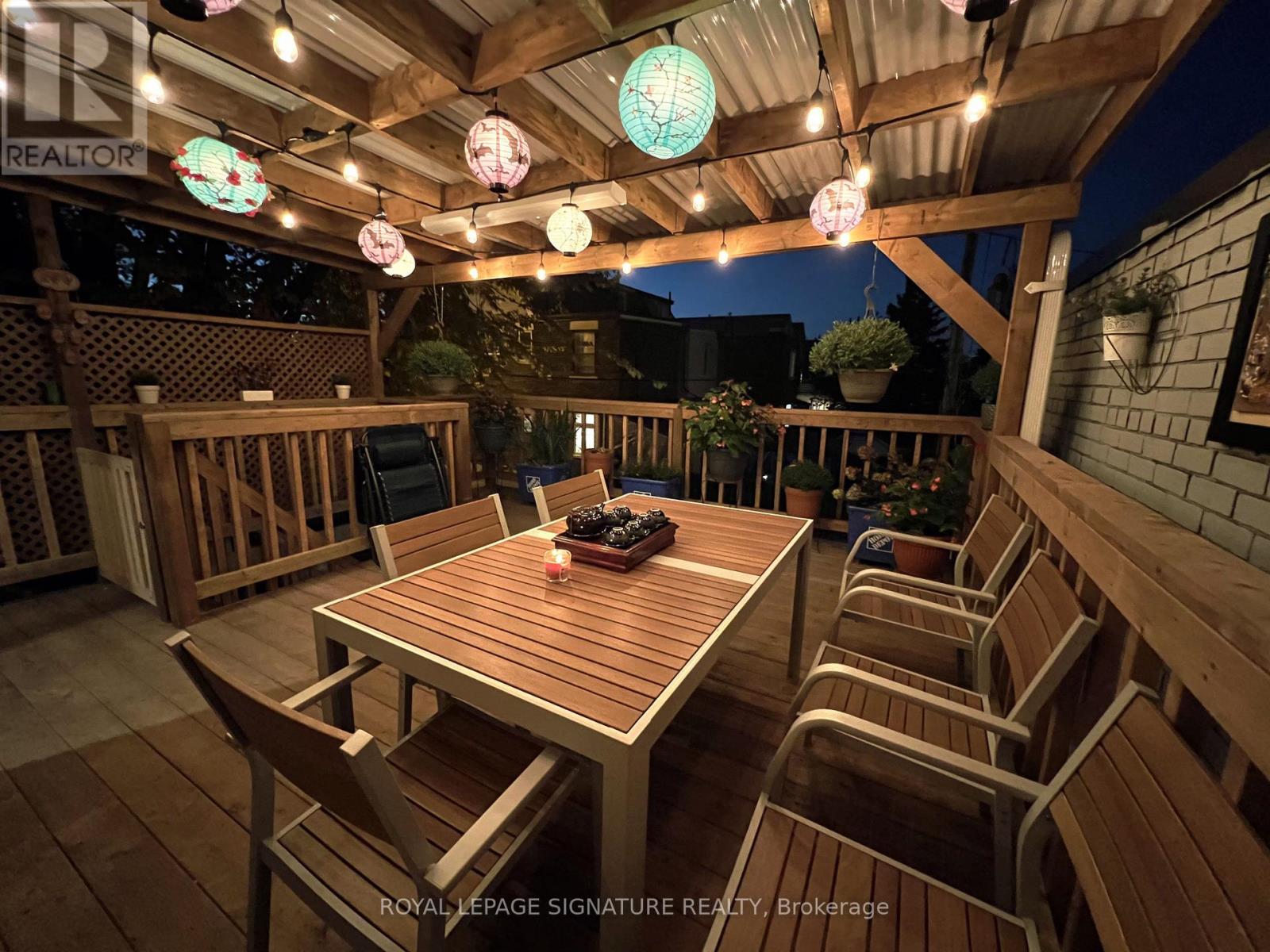 1768 St Clair Avenue W, Toronto (Weston-Pellam Park), Ontario  M6N 1J3 - Photo 11 - W12565224