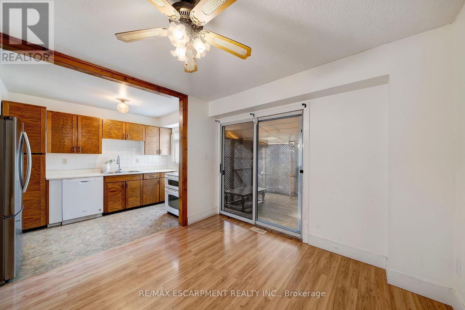 408 East 21st Street, Hamilton, Ontario  L8V 2V2 - Photo 10 - X12582580