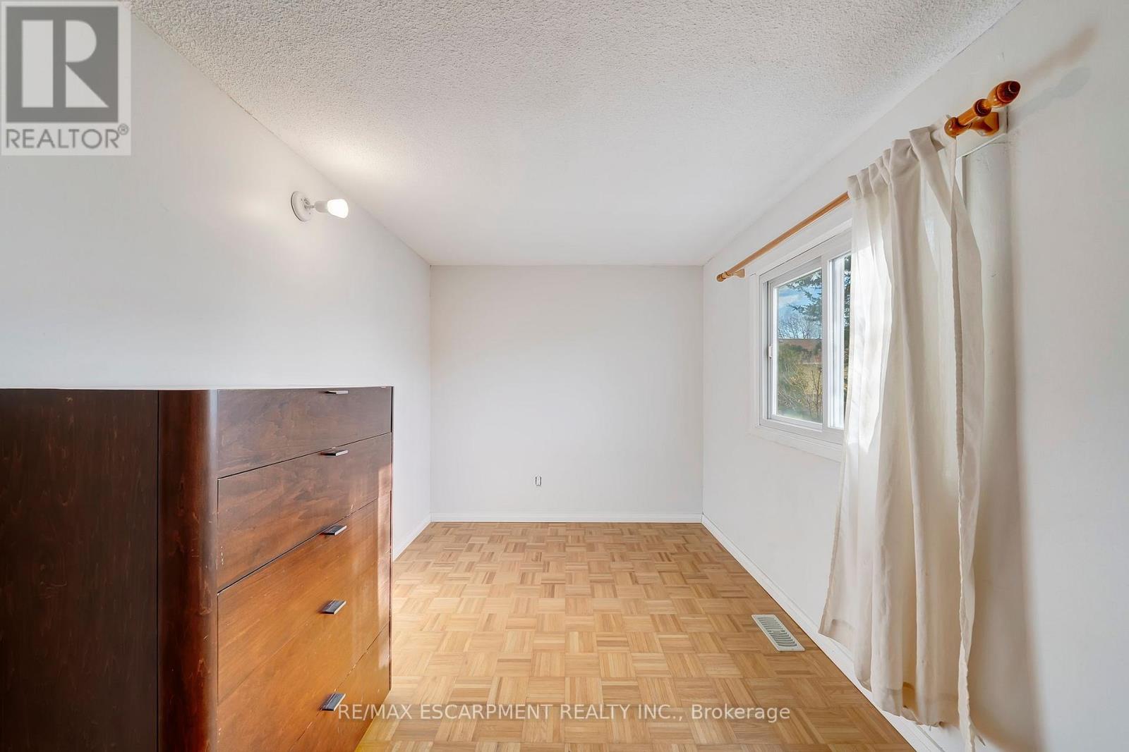 408 East 21st Street, Hamilton, Ontario  L8V 2V2 - Photo 20 - X12582580