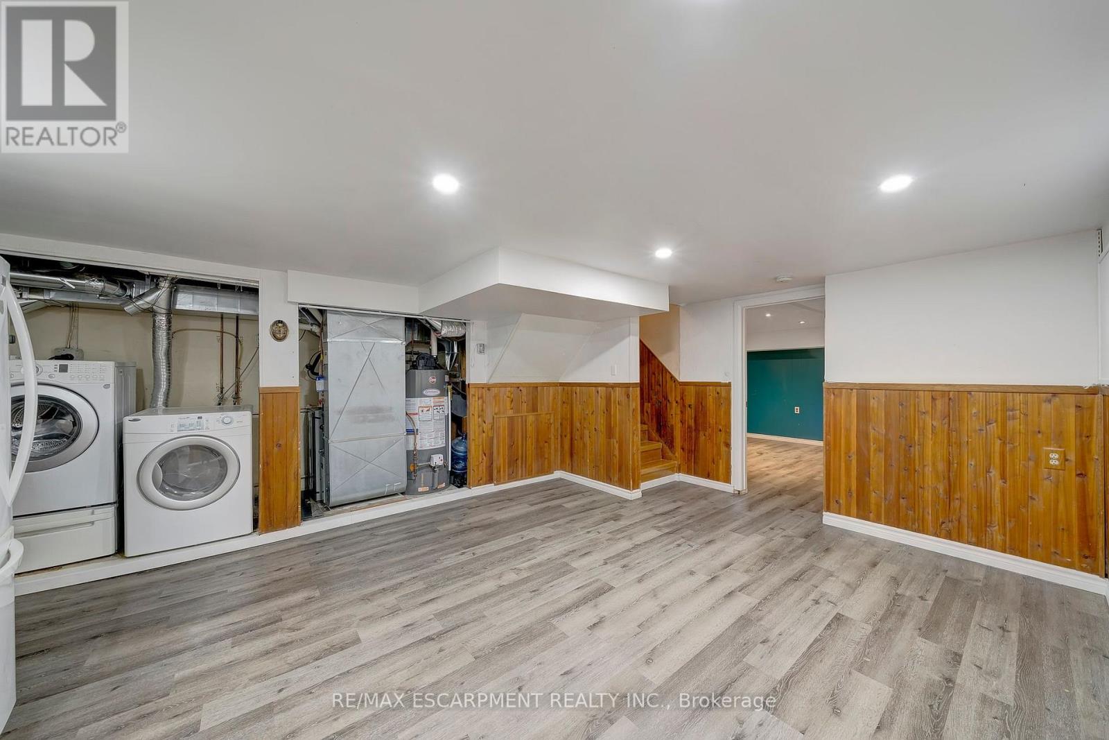 408 East 21st Street, Hamilton, Ontario  L8V 2V2 - Photo 25 - X12582580