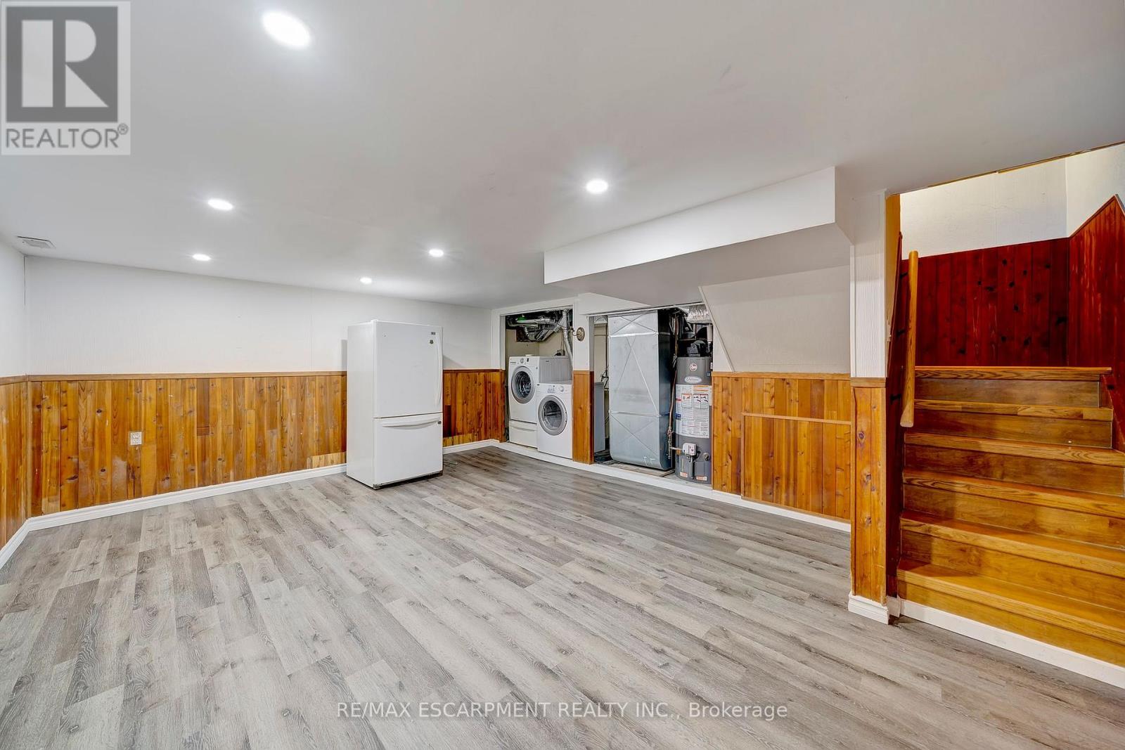 408 East 21st Street, Hamilton, Ontario  L8V 2V2 - Photo 26 - X12582580