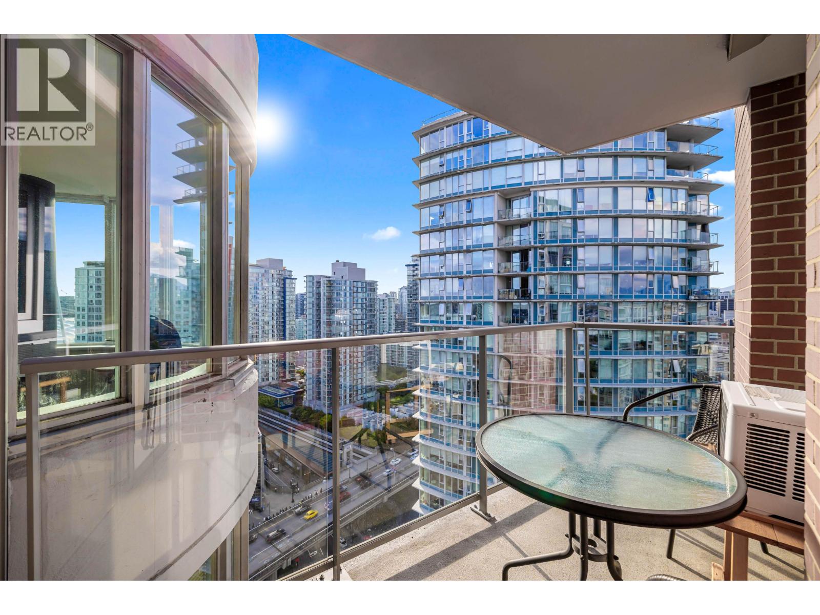 3005 688 ABBOTT STREET, Vancouver, British Columbia
