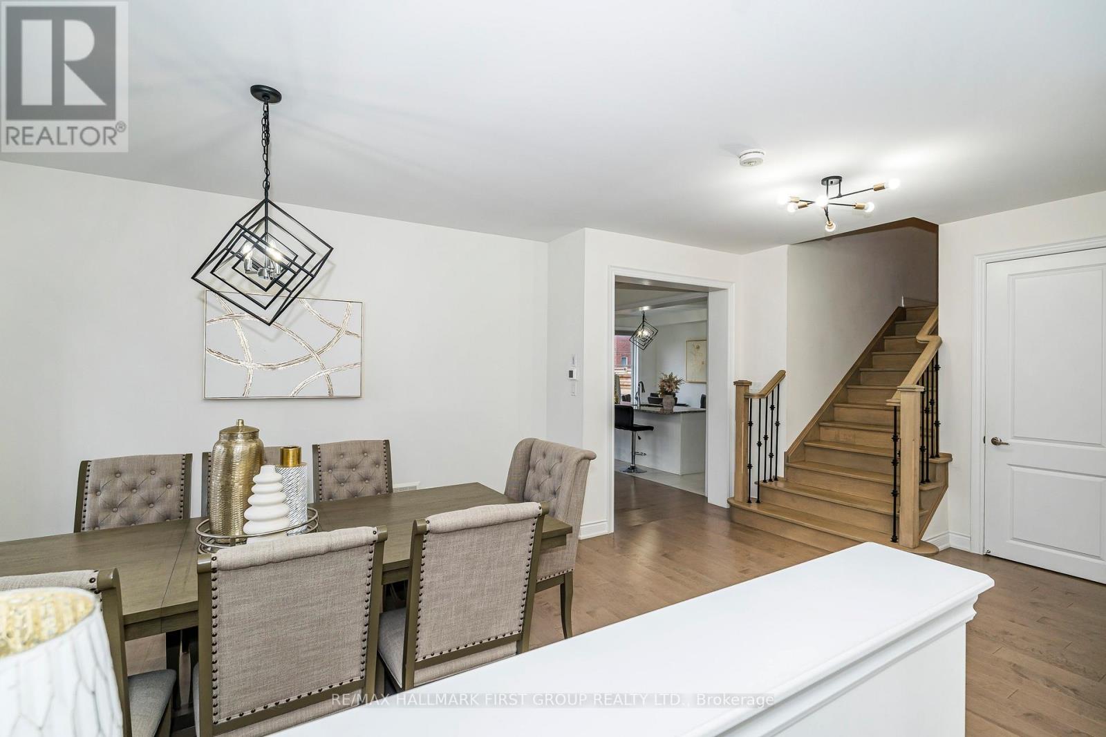 136 Auckland Dr Drive, Whitby, Ontario  L1P 0J2 - Photo 8 - E12581328