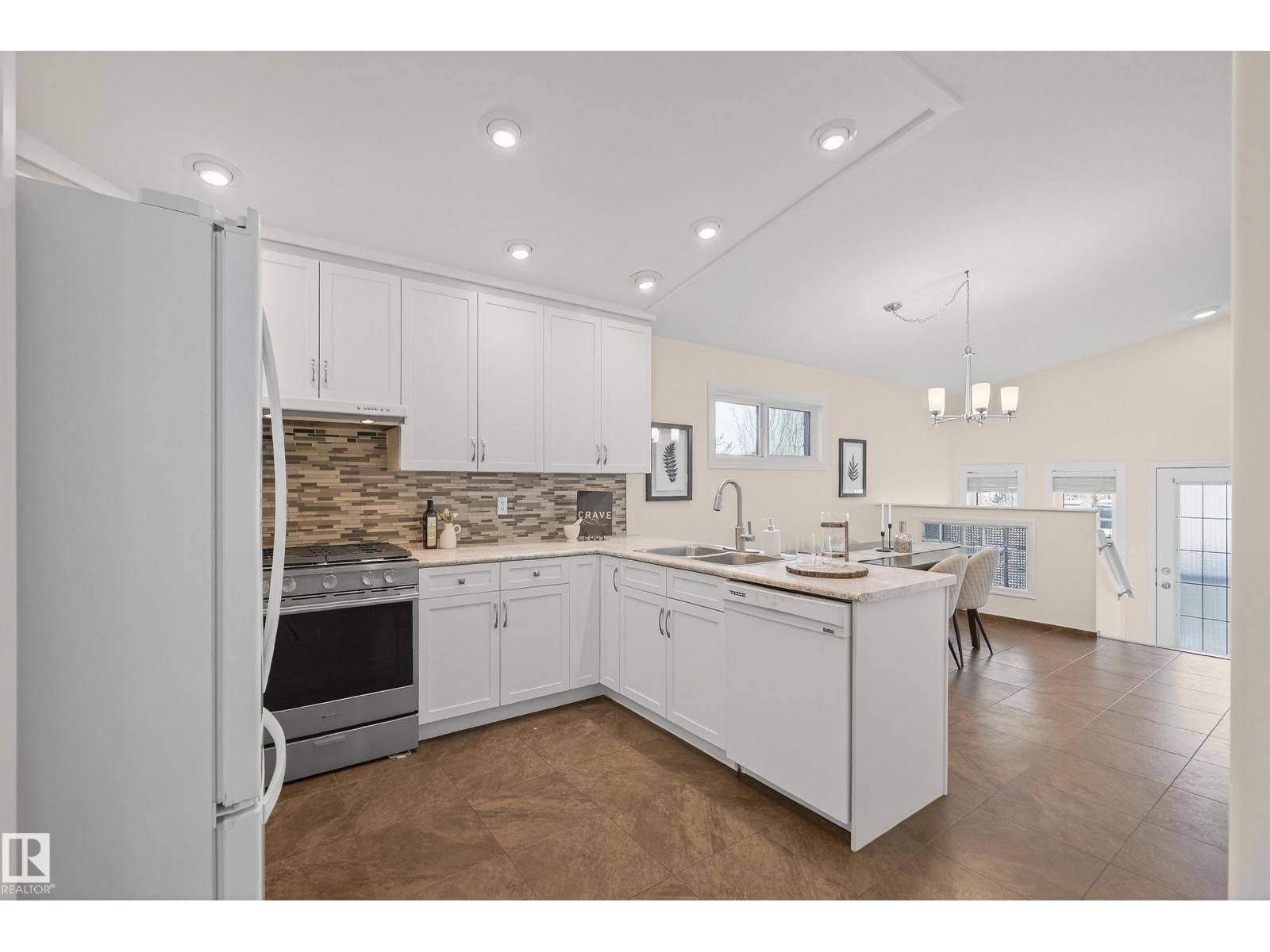 16233 131a St Nw, Edmonton, Alberta  T6V 1X7 - Photo 6 - E4466880