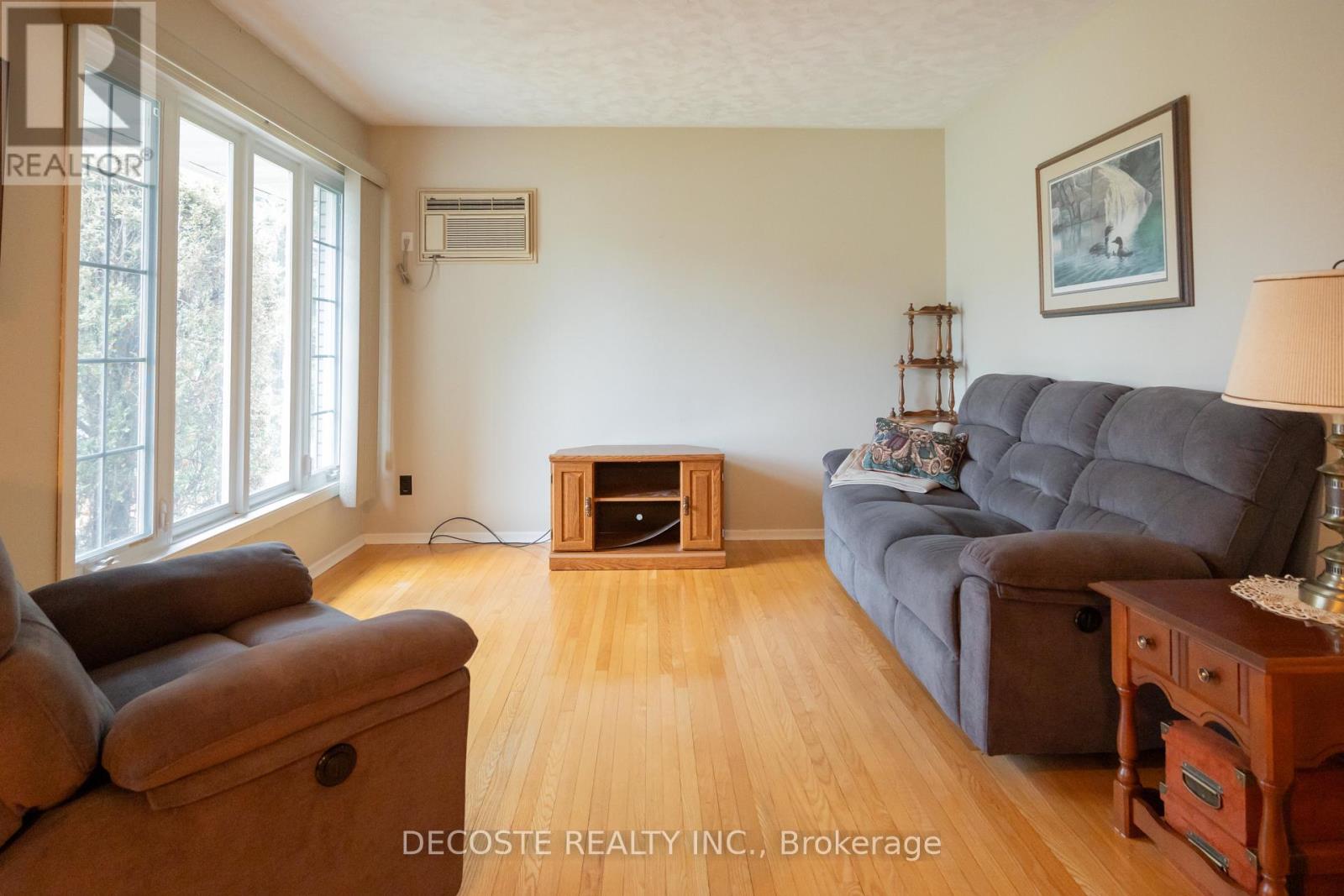 20676 Glen Robertson Road, North Glengarry, Ontario K0C 1A0 - Photo 13 - X12582726