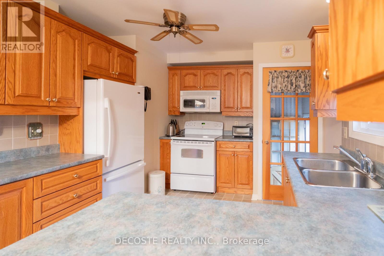 20676 Glen Robertson Road, North Glengarry, Ontario K0C 1A0 - Photo 5 - X12582726