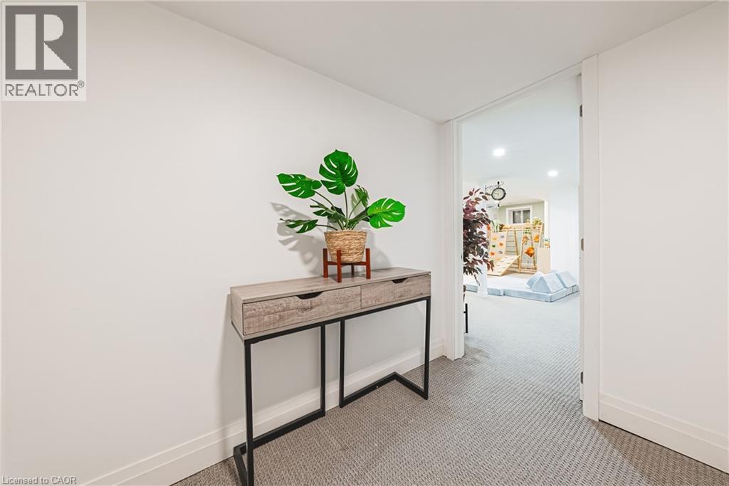 4201 Longmoor Drive Unit# 5, Burlington, Ontario  L7L 5J9 - Photo 31 - 40790939