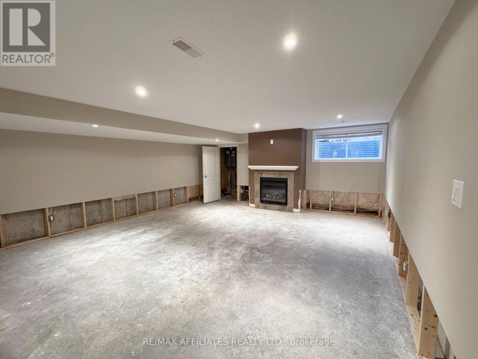 232 Cooks Mill Crescent, Ottawa, Ontario  K1V 2N1 - Photo 27 - X12582222