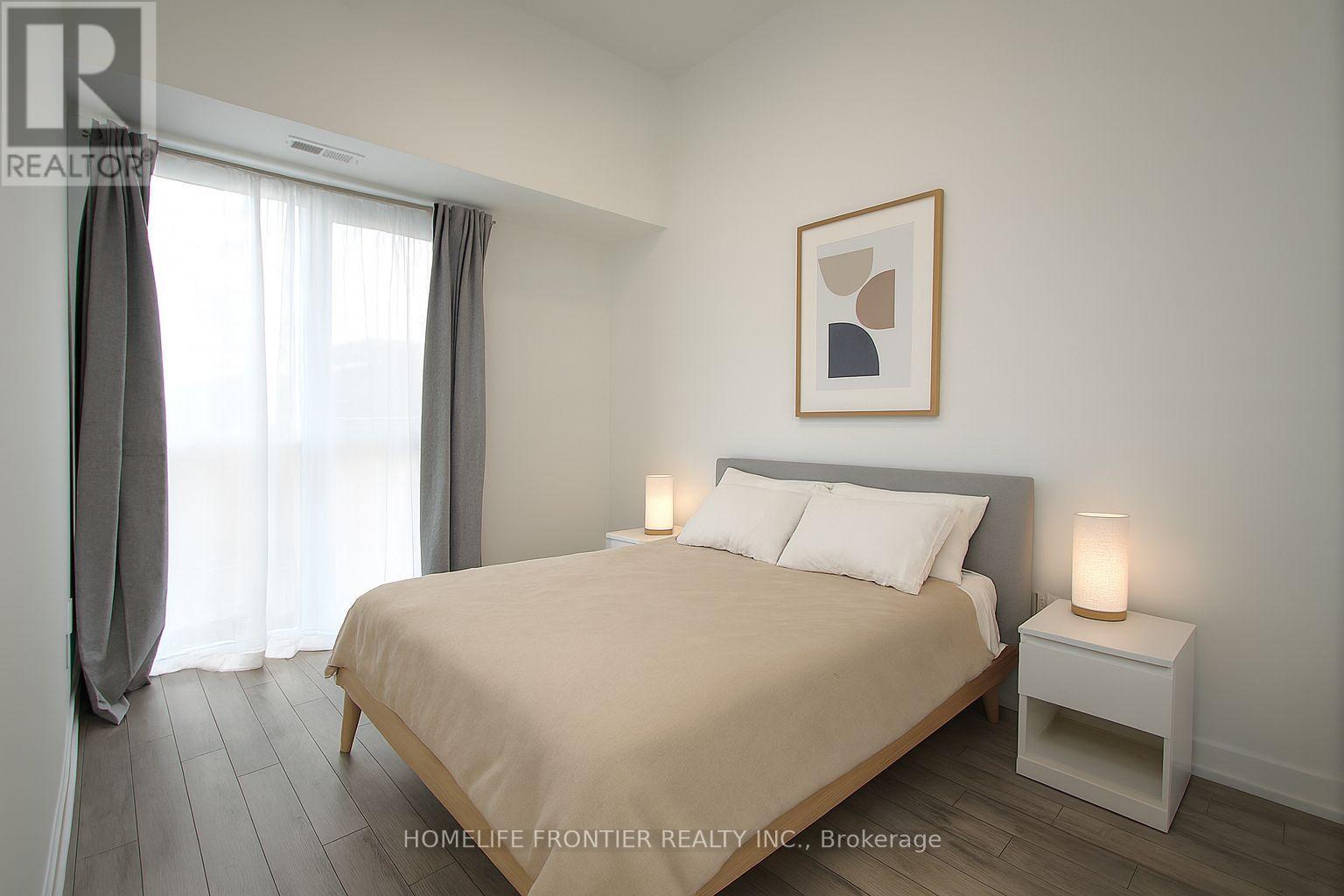 140 - 1005 Dundas Street E, Oakville, Ontario  L6H 8C7 - Photo 5 - W12449955