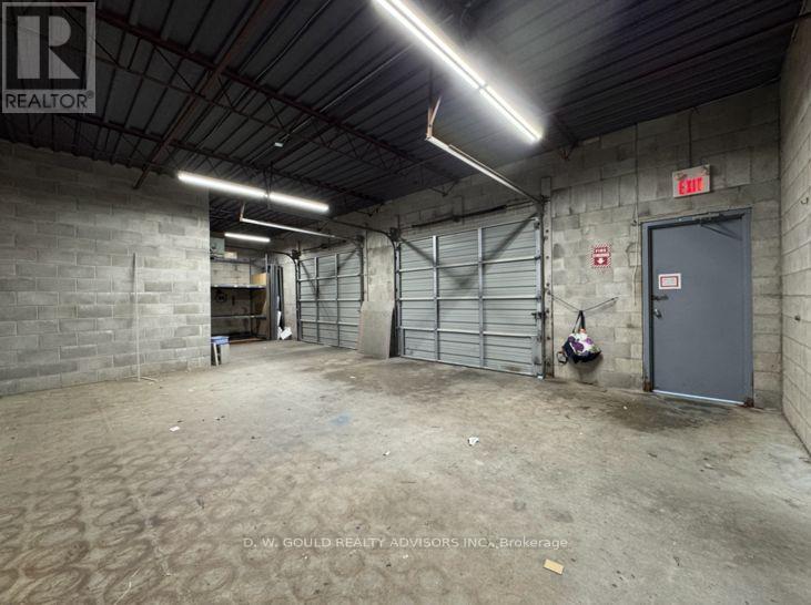 330 Sidney Street, Belleville (Belleville Ward), Ontario  K8P 1P5 - Photo 19 - X12542842