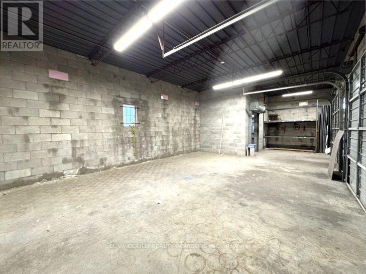 330 Sidney Street, Belleville (Belleville Ward), Ontario  K8P 1P5 - Photo 17 - X12542842