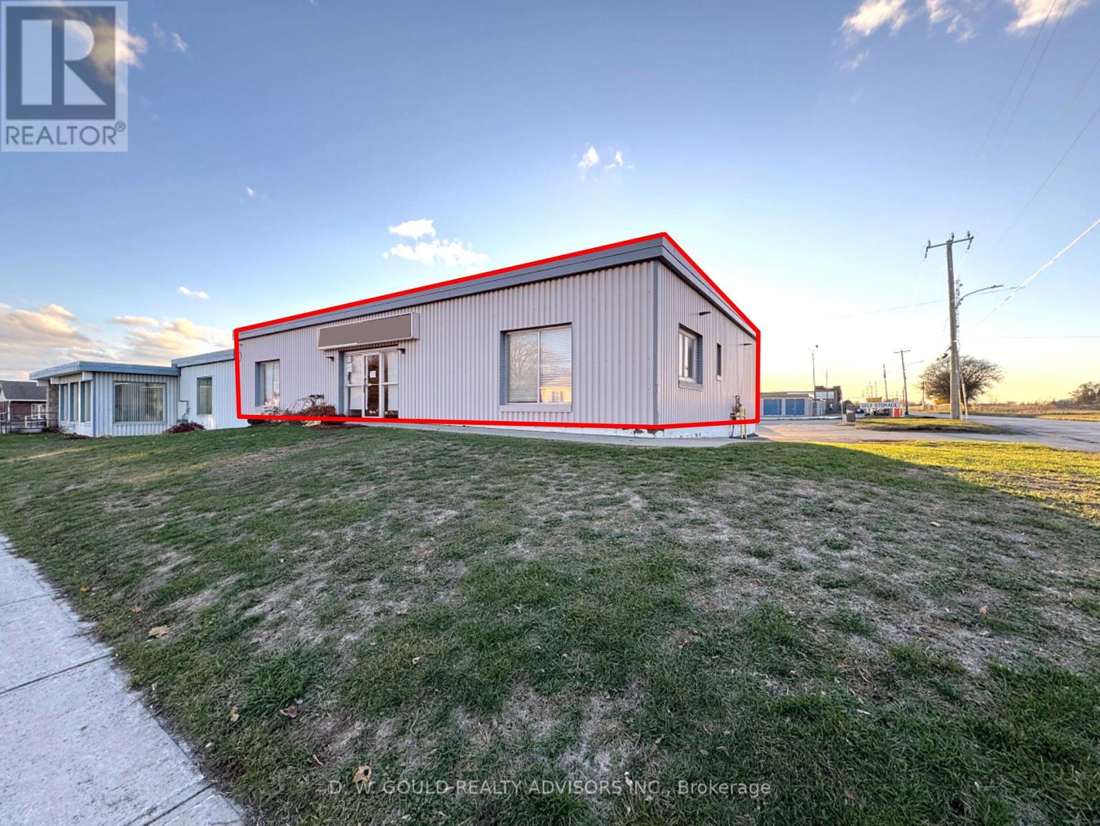 330 SIDNEY STREET, Belleville, Ontario