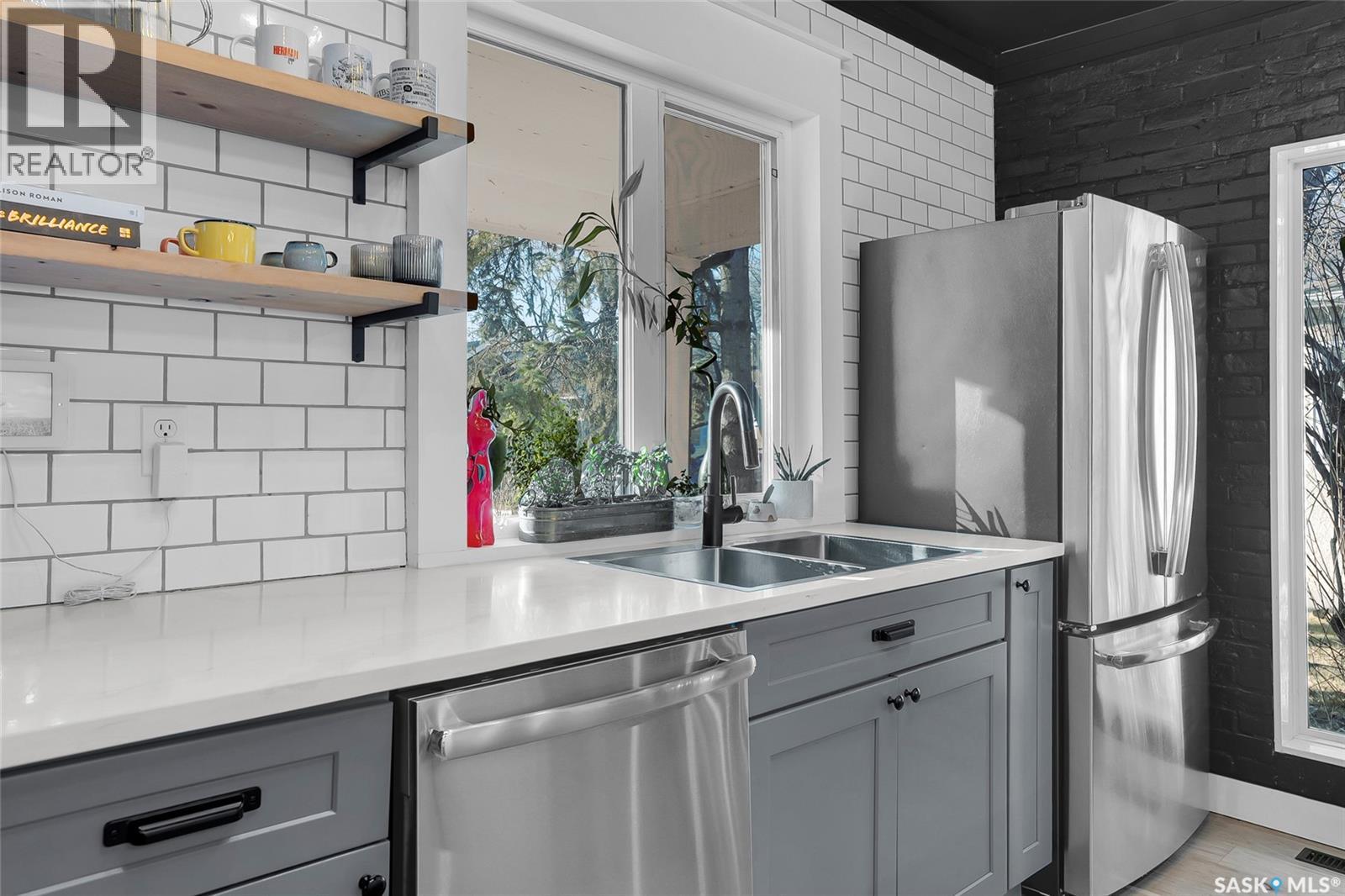 114 28th Street W, Saskatoon, Saskatchewan  S7L 0K2 - Photo 6 - SK024254