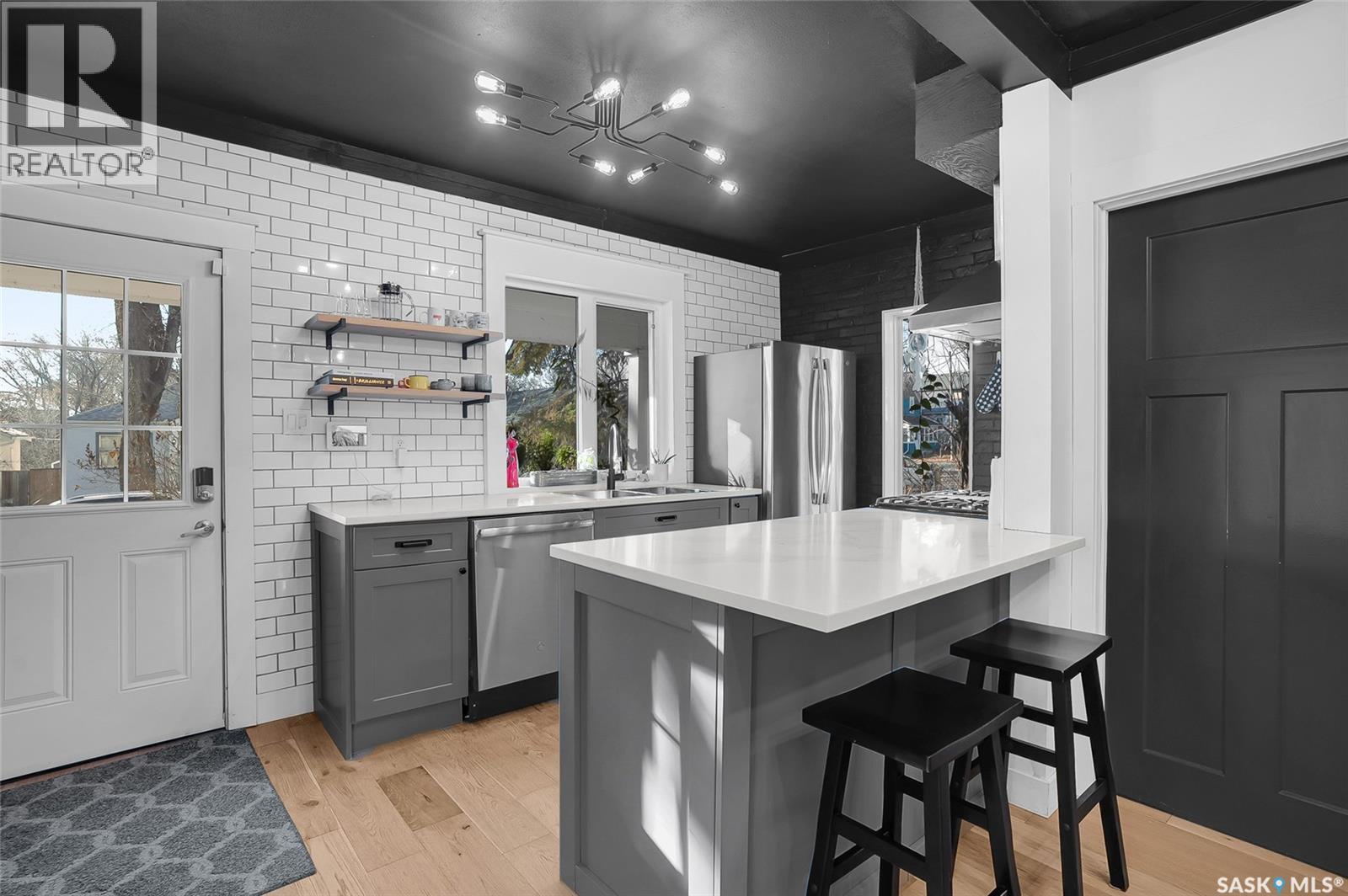 114 28th Street W, Saskatoon, Saskatchewan  S7L 0K2 - Photo 8 - SK024254