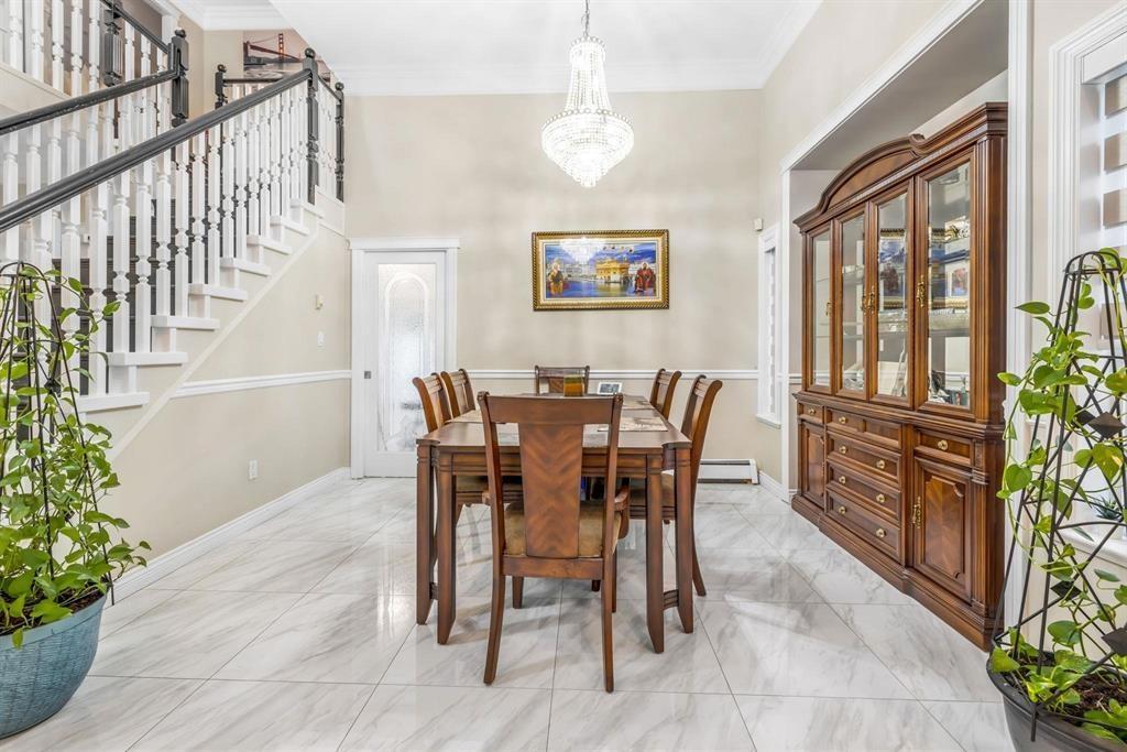 14621 81a Avenue, Surrey, British Columbia  V3S 9Y4 - Photo 2 - R3070543