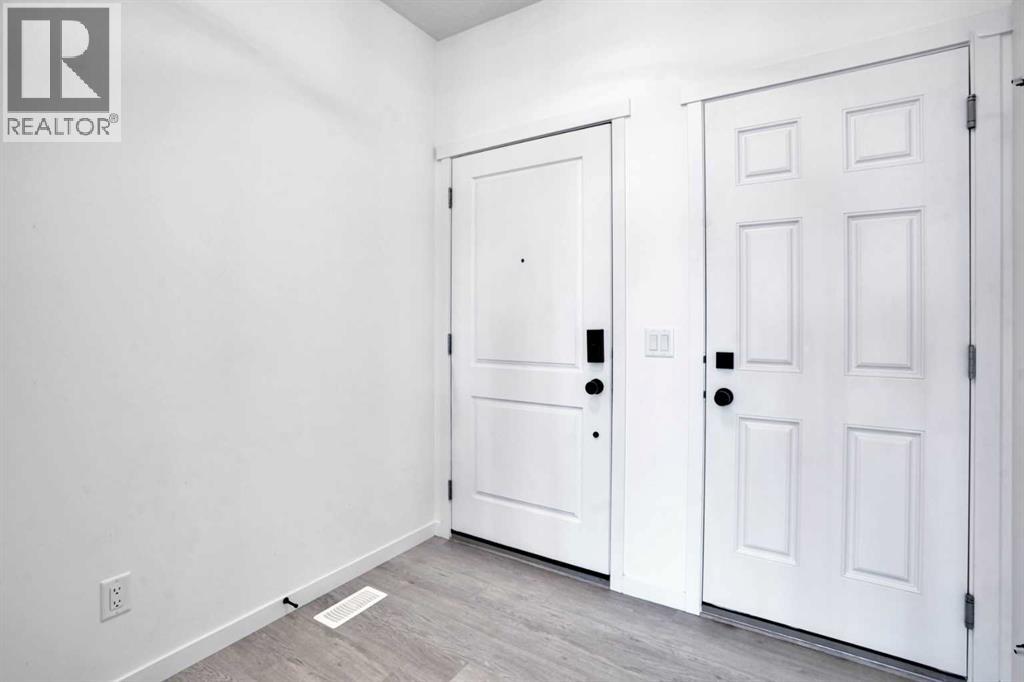 38 Magnolia Court Se, Calgary, Alberta  T3M 3M5 - Photo 4 - A2259910