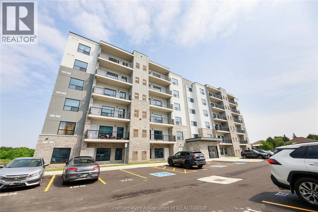 MLS# 25030739: 3340 Stella CRESCENT Unit# 122, Windsor, Canada