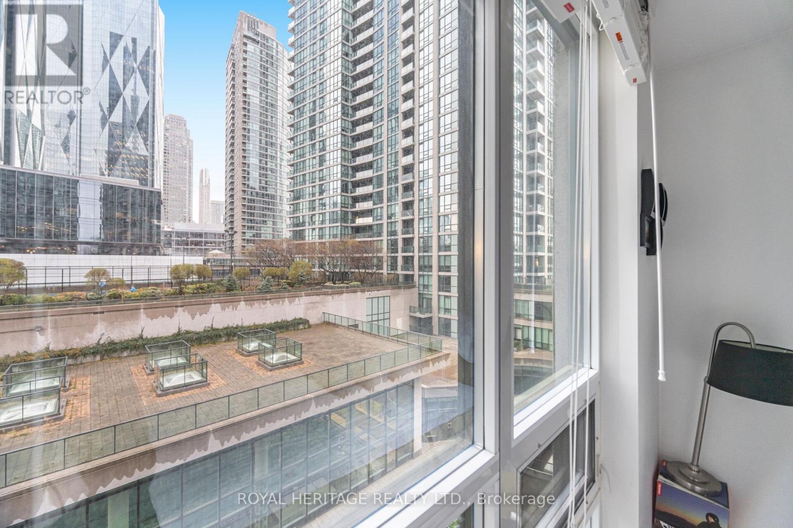 611 - 12 Yonge Street, Toronto, Ontario  M5E 1Z9 - Photo 21 - C12582730