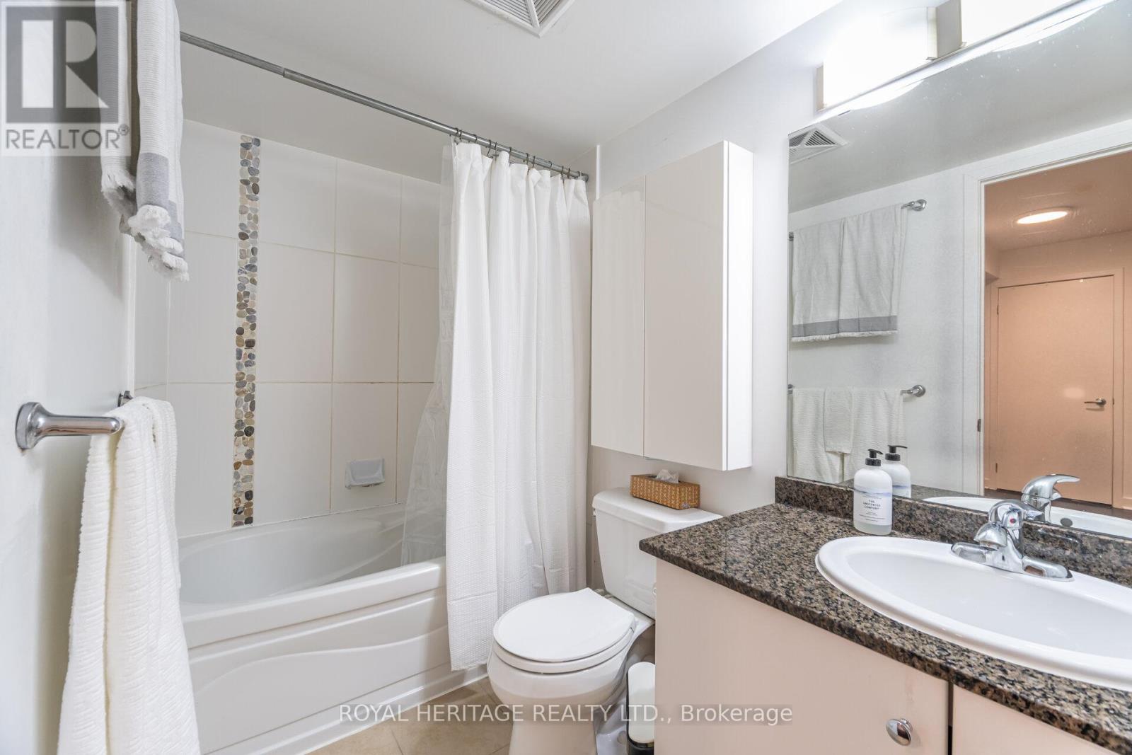 611 - 12 Yonge Street, Toronto, Ontario  M5E 1Z9 - Photo 22 - C12582730