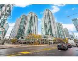 611 - 12 YONGE STREET, Toronto, Ontario