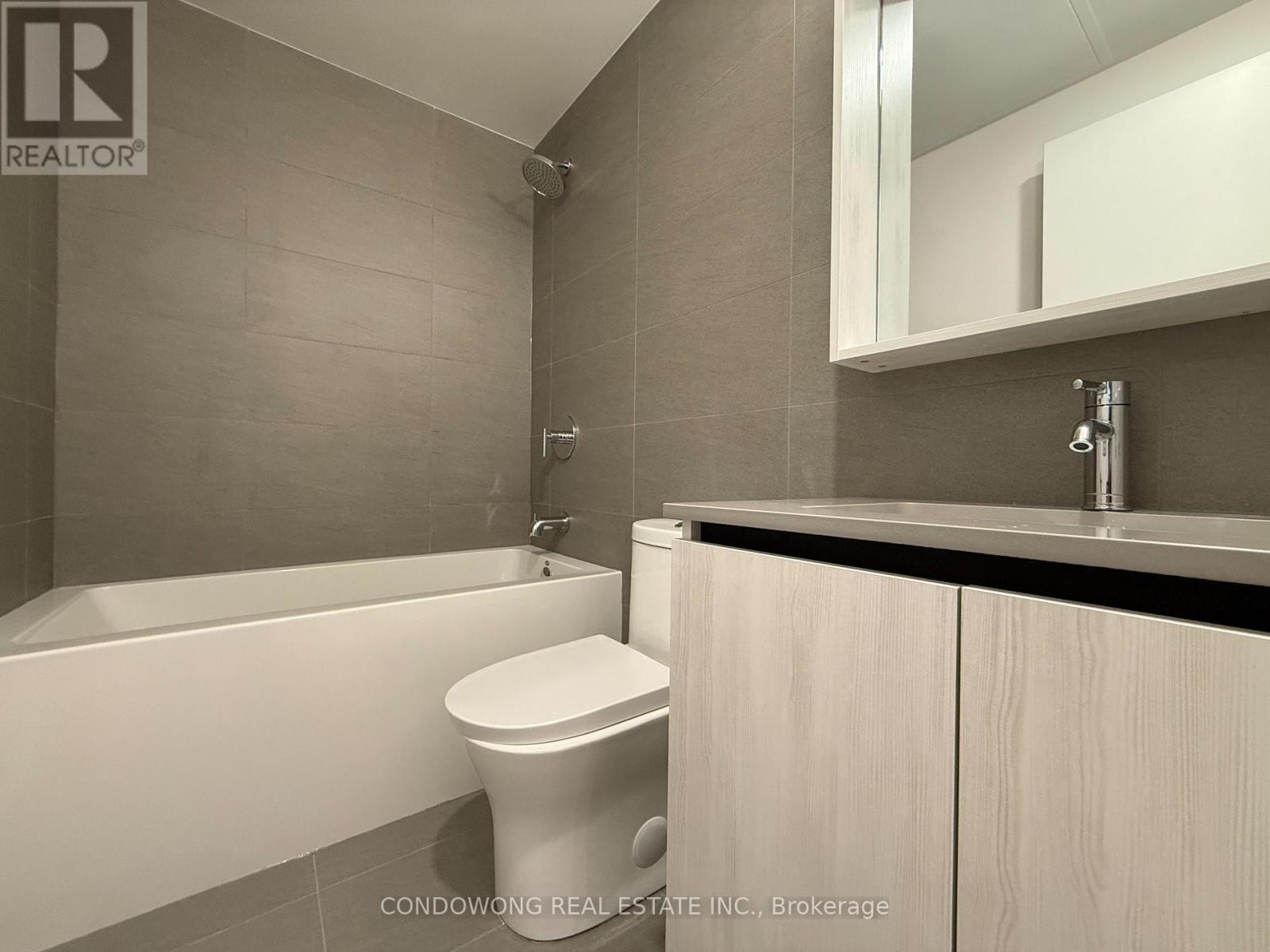 35 Parliament Street, Toronto, Ontario  M5A 0Z5 - Photo 9 - C12582736