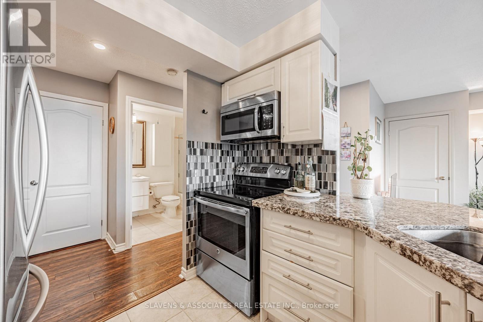 603 - 890 Sheppard Avenue W, Toronto, Ontario  M3H 6B9 - Photo 13 - C12582754