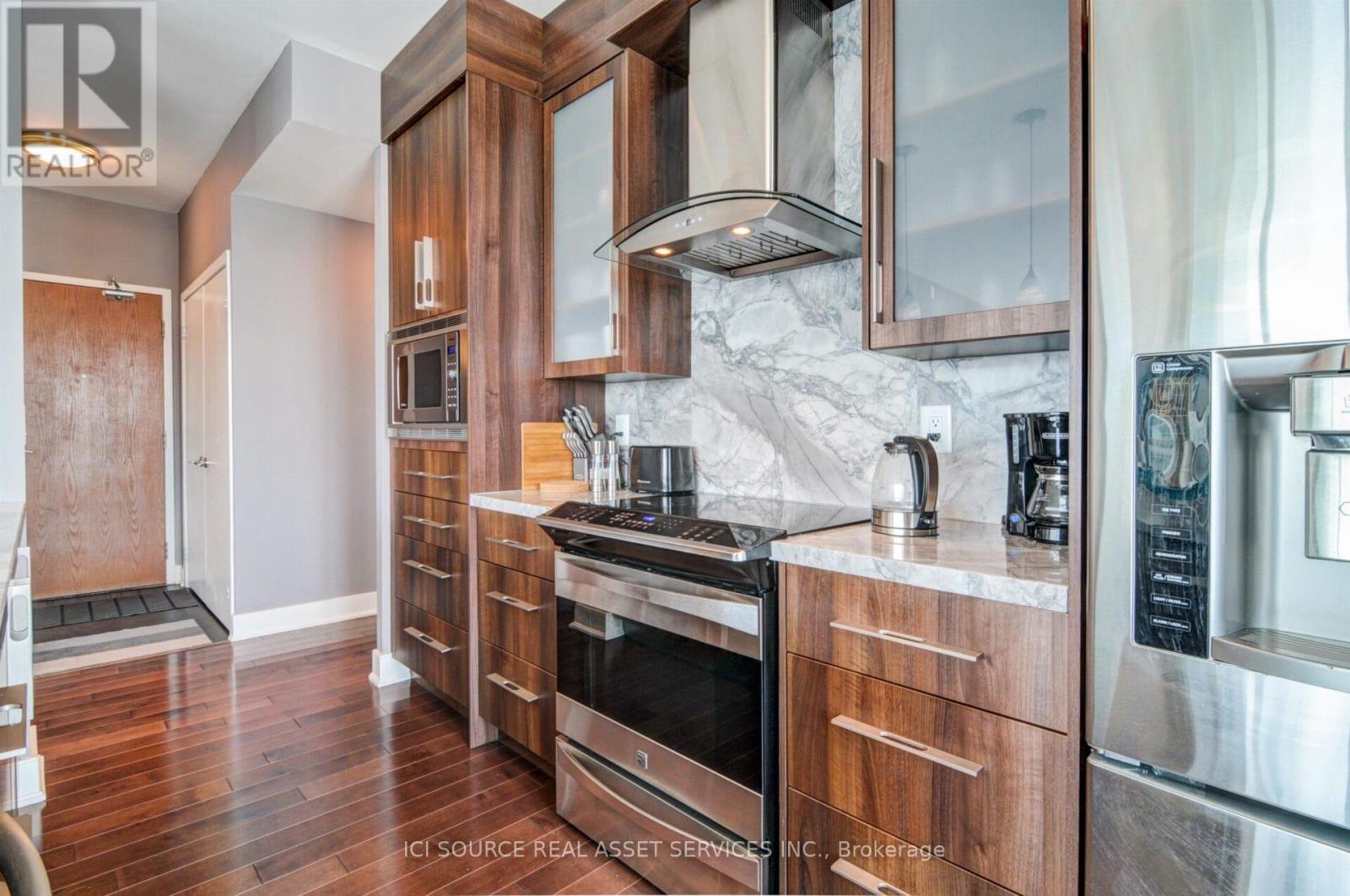 Lph02 - 219 Fort York Boulevard, Toronto, Ontario  M5V 1B1 - Photo 10 - C12582758