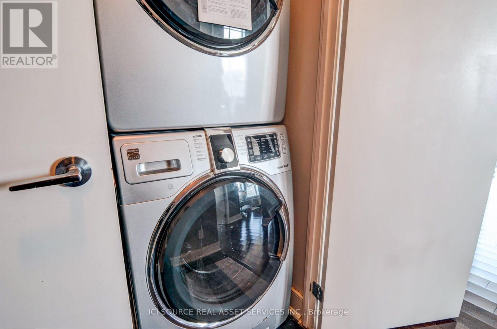 Lph02 - 219 Fort York Boulevard, Toronto, Ontario  M5V 1B1 - Photo 25 - C12582758