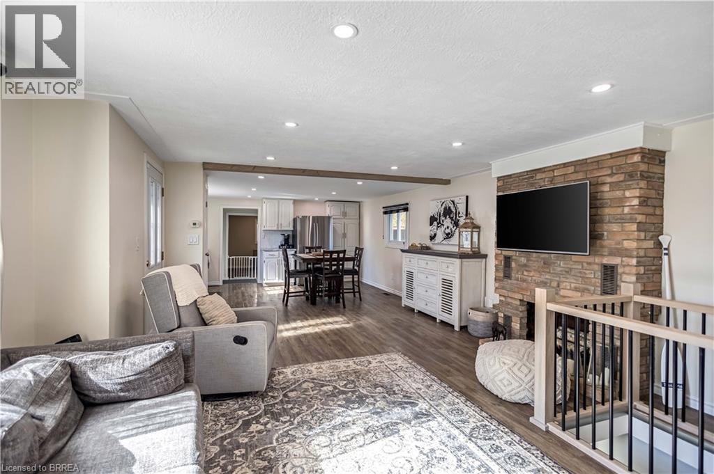 37 Morton Avenue, Brantford, Ontario  N3R 2N6 - Photo 12 - 40790806