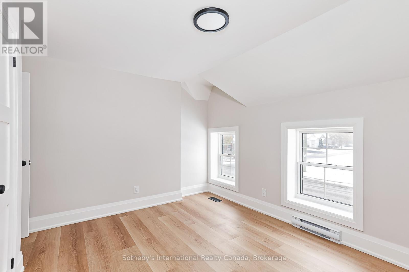 363 Sixth Street, Collingwood, Ontario  L9Y 1Z6 - Photo 24 - S12569402