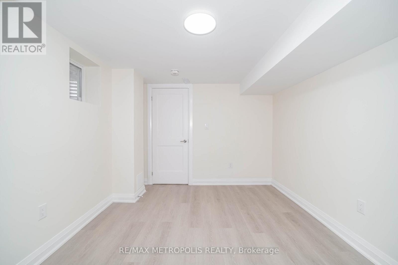 Bsmt - 929 Greenhill Avenue, Oshawa, Ontario L1K 0C3 - Photo 17 - E12582686