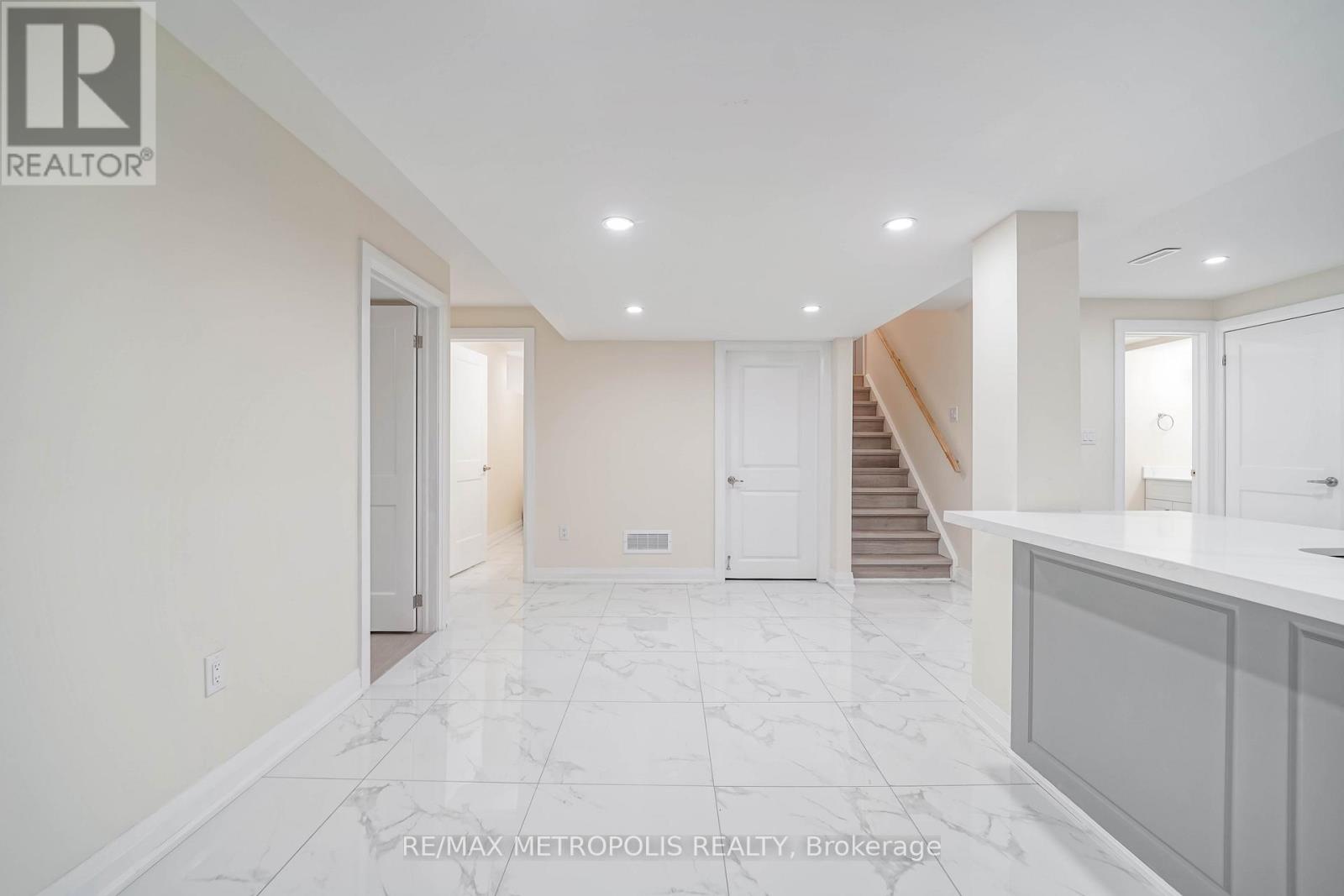 Bsmt - 929 Greenhill Avenue, Oshawa, Ontario L1K 0C3 - Photo 22 - E12582686