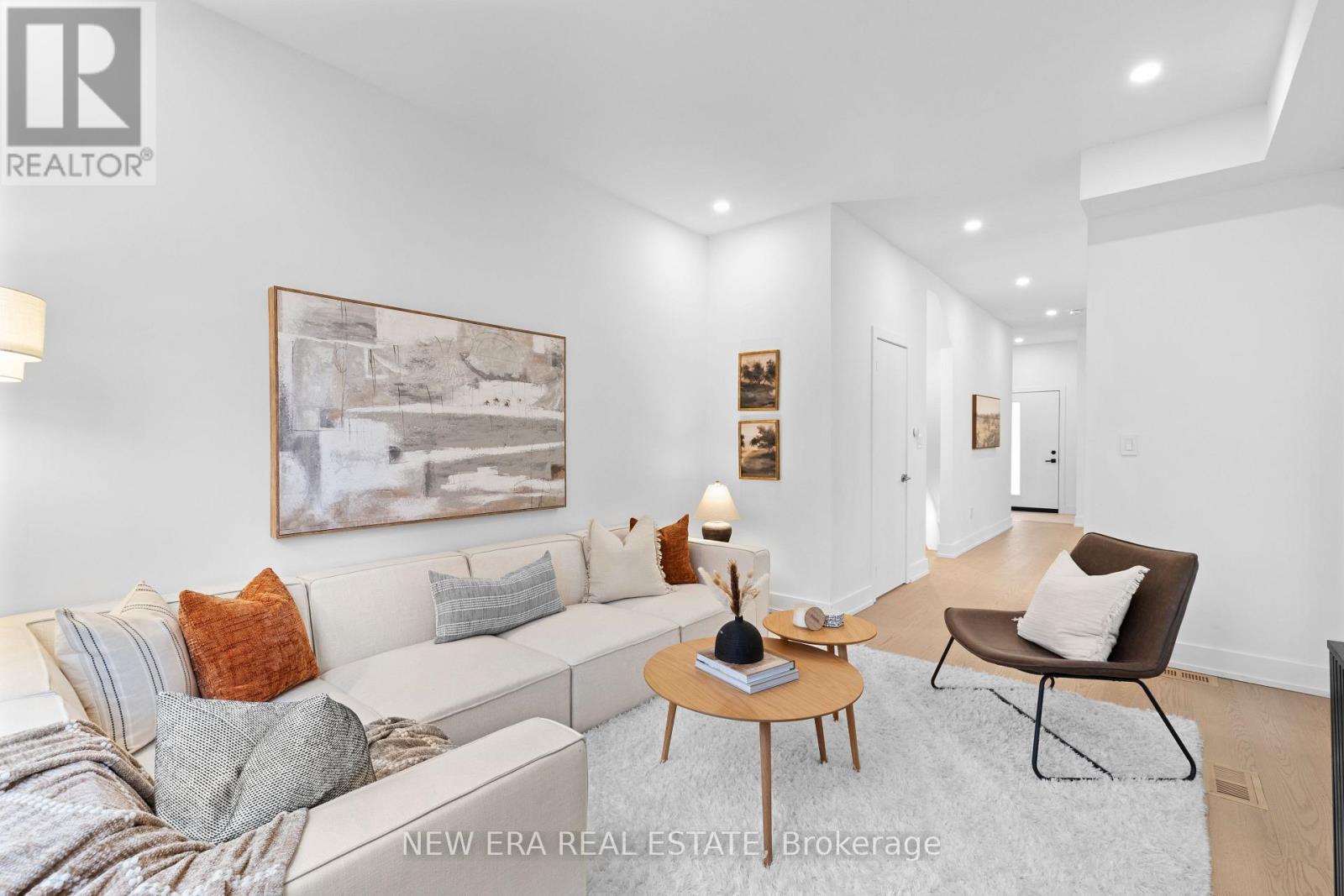 148 Rhodes Avenue, Toronto, Ontario  M4L 3A1 - Photo 7 - E12582694