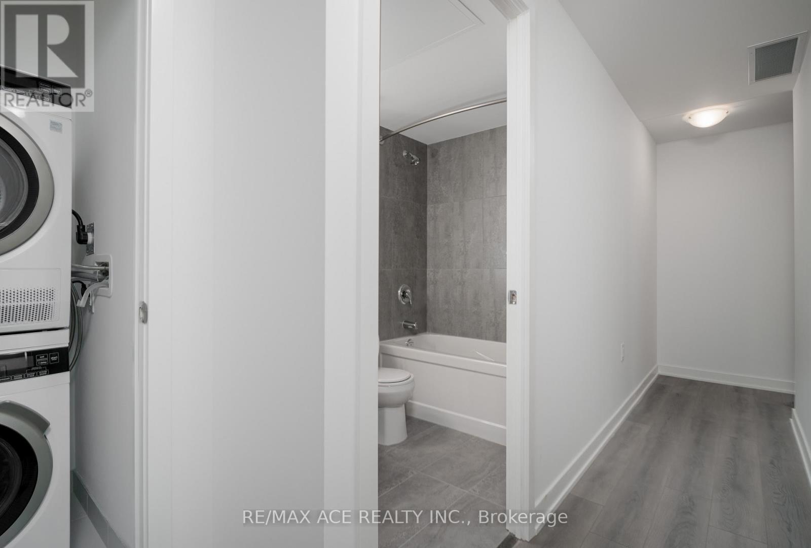 218 - 7439 Kingston Road, Toronto, Ontario  M1B 5S3 - Photo 3 - E12582756