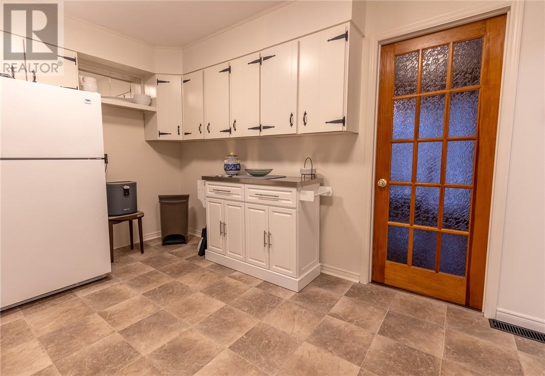 322 Sutherland Street, Espanola, Ontario  P5E 1A3 - Photo 10 - 2125797