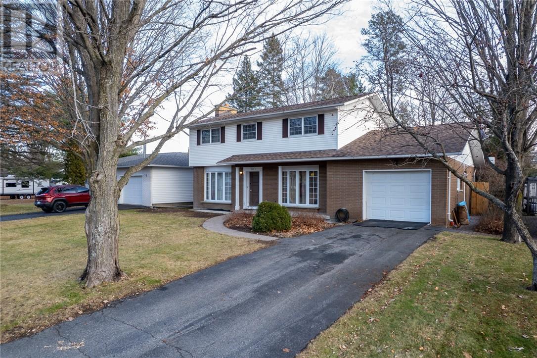 322 Sutherland Street, Espanola, Ontario  P5E 1A3 - Photo 3 - 2125797