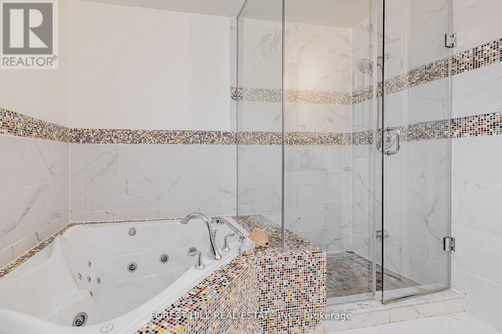 51 Briggs Avenue, Richmond Hill, Ontario  L4B 1N6 - Photo 24 - N12582638