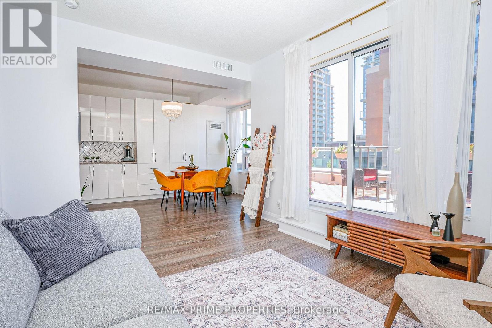 510 - 8228 Birchmount Road, Markham, Ontario  L3R 1A6 - Photo 11 - N12582722