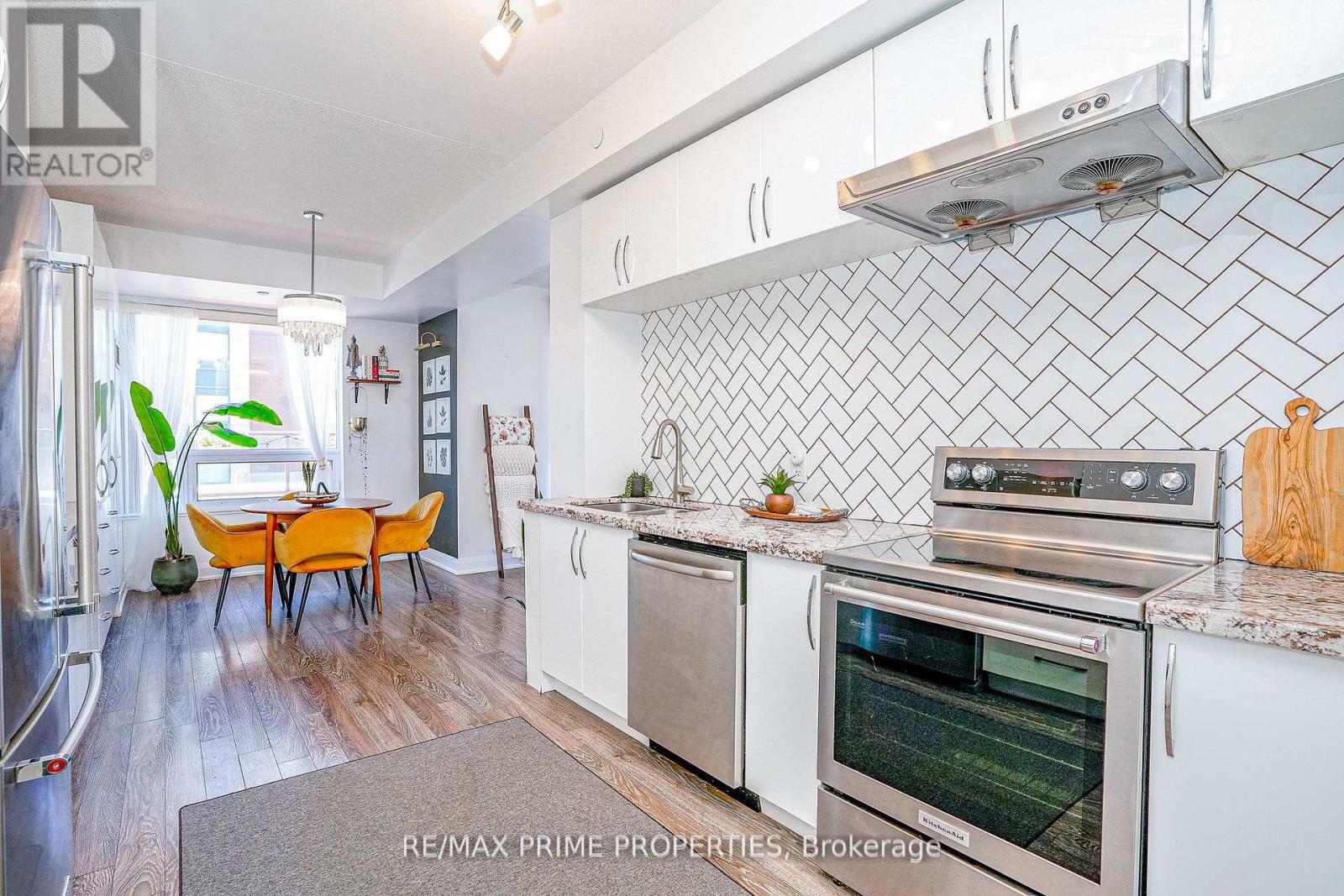 510 - 8228 Birchmount Road, Markham, Ontario  L3R 1A6 - Photo 12 - N12582722