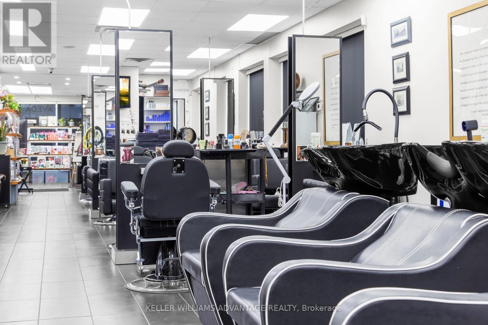 15171 Yonge Street, Aurora, Ontario  L4G 1M1 - Photo 25 - N12582732