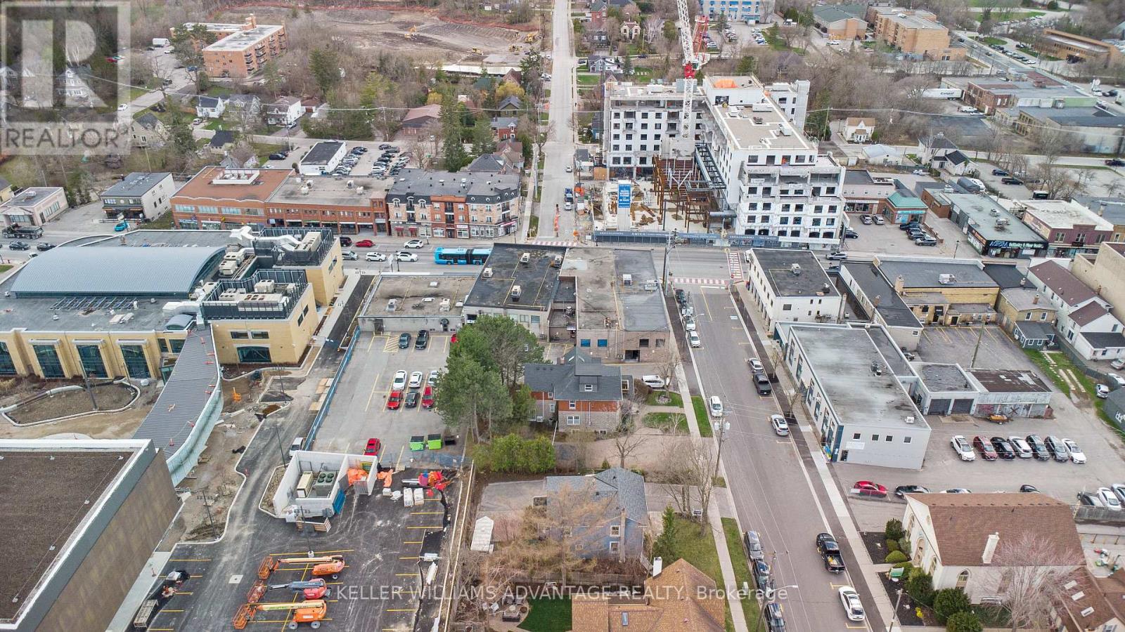 15171 Yonge Street, Aurora, Ontario  L4G 1M1 - Photo 33 - N12582732